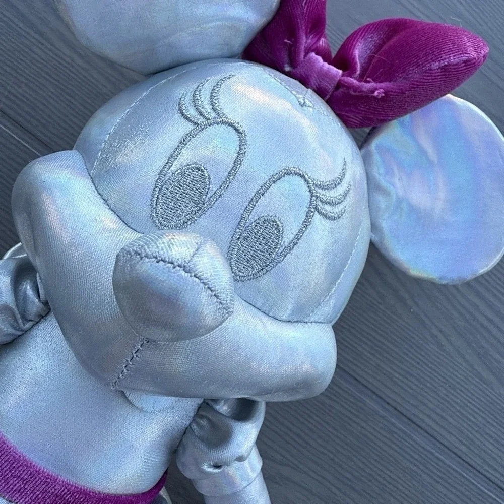 Disney Minnie 100 Adventure Series‎ Silver Minnie Doll  Plush Doll Toys 13 Inch